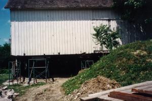 Construction on the barn
