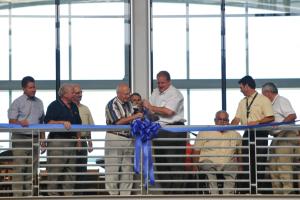 Dick Jacobson and Governor Culver cut the ribbon at the 2010 Iowa State Fair Opening Ceremonies